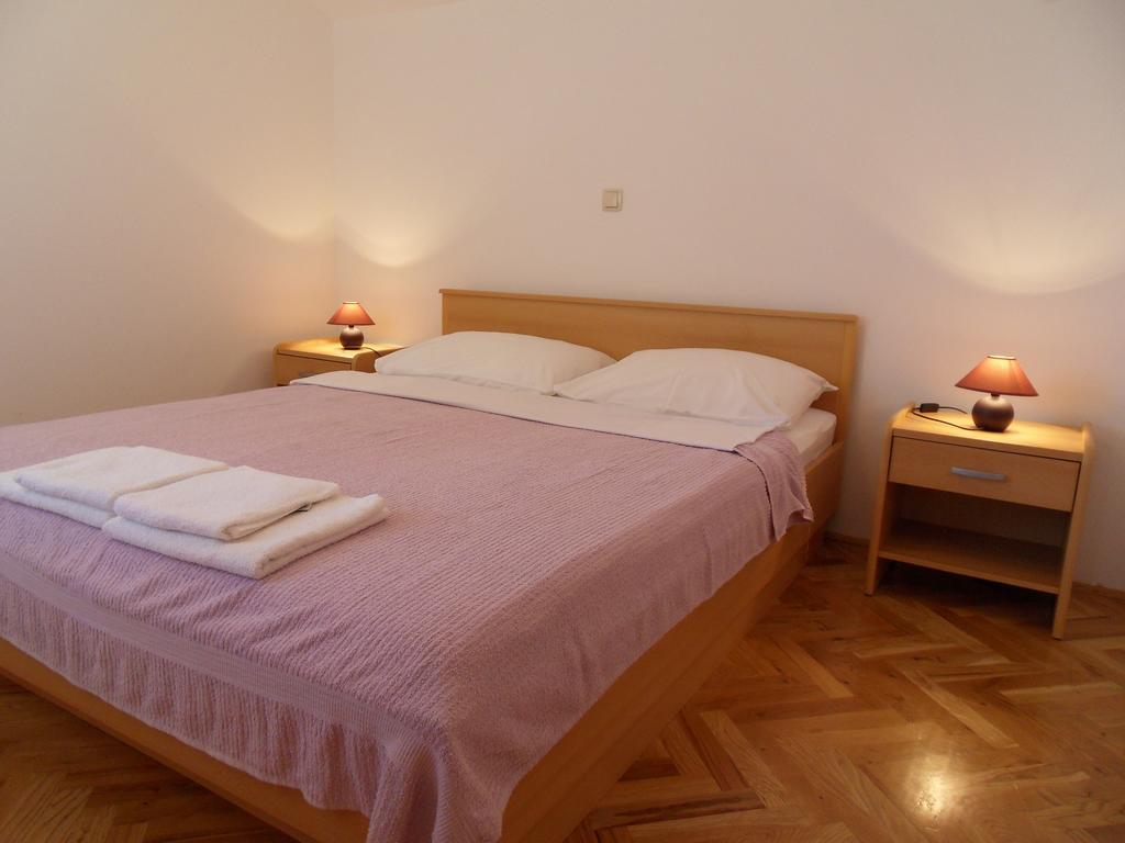Apartments Petricevic 2 셀스 외부 사진